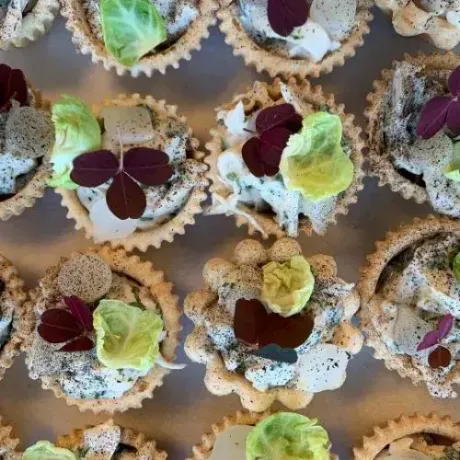 Plateret gastronomisk ret fra Gastro by Bøgh, nummer 4